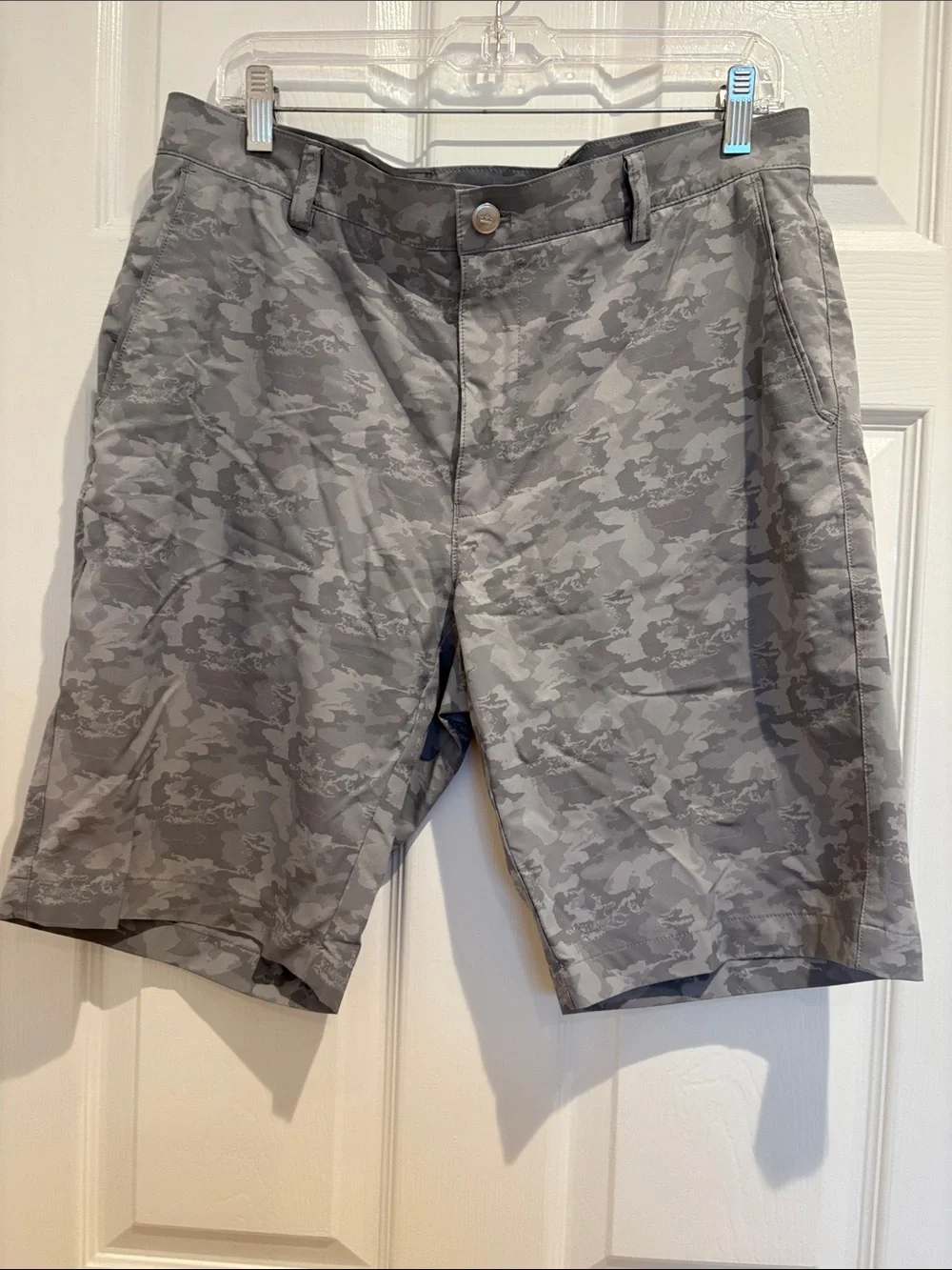 Peter Millar Gray subtle Camo Flat-Front Performance Shorts